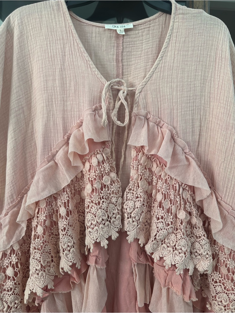 POL Dusty Blush Ruffle Tiered V-Neck Tunic - Picture 3 of 7
